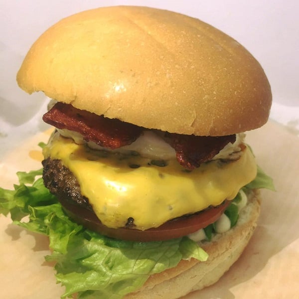 漢堡包港式小食店嘉寶漢堡