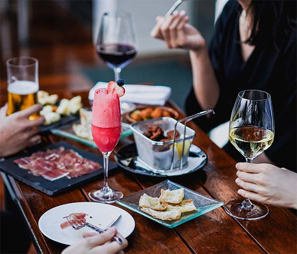 best happy hour bar Tapas Bar Kwoloon Shangri-la